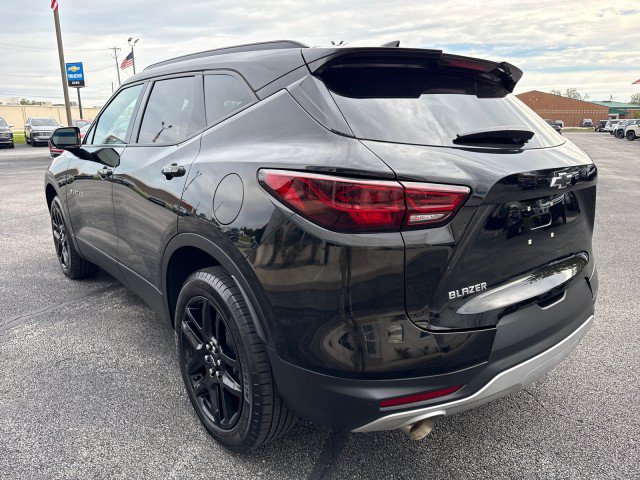 Used 2023 Chevrolet Blazer LT w/ Convenience Package FWD image 5