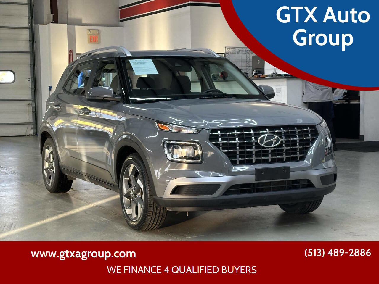 Used 2022 Hyundai Venue SEL w/ Cargo Package image 1