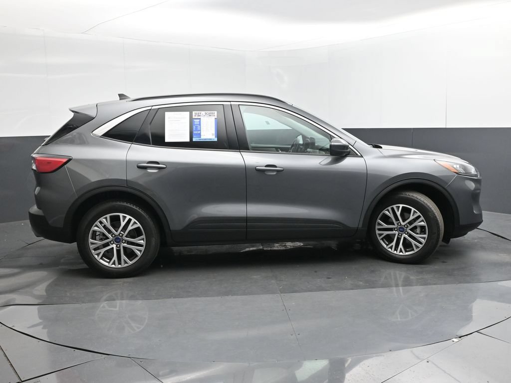 Used 2022 Ford Escape SEL w/ Technology Package AWD/4WD image 30