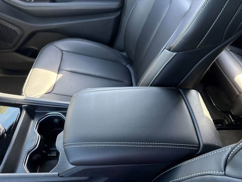 New 2025 Jeep Grand Cherokee L Limited w/ Trailer Tow Package image 22