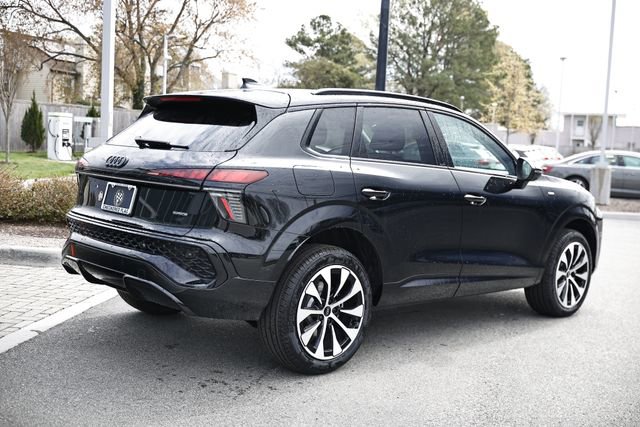 New 2026 Audi Q3 quattro 2.0T image 9