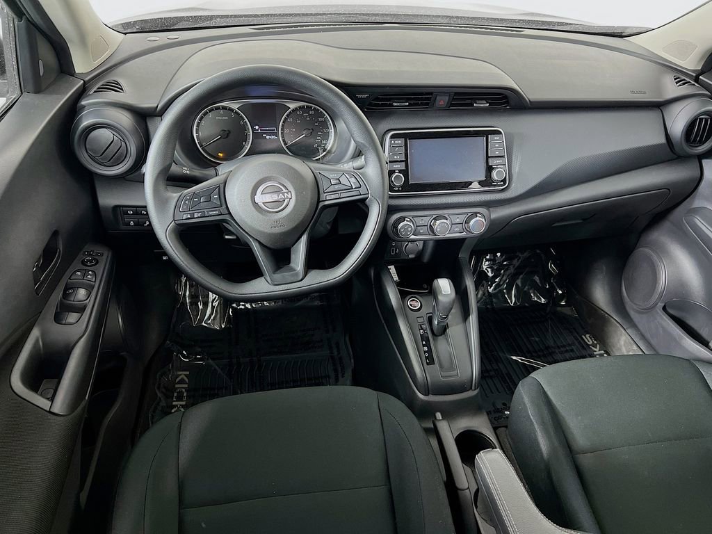 Used 2024 Nissan Kicks S image 18