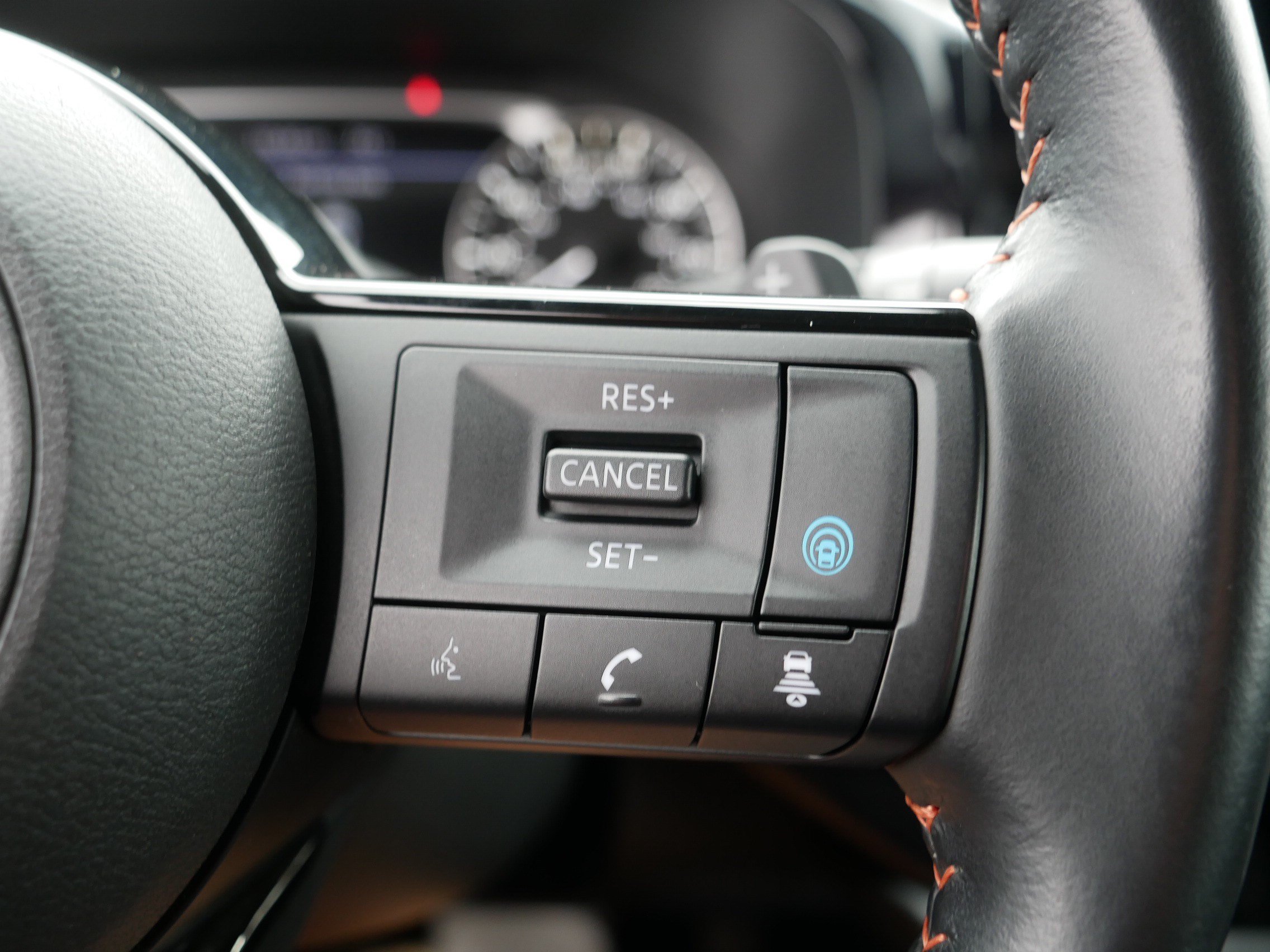 Used 2023 Nissan Pathfinder Rock Creek AWD/4WD image 29