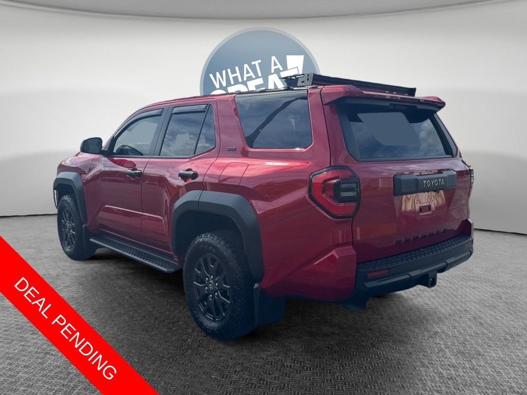 Used 2025 Toyota 4Runner SR5 AWD/4WD image 5