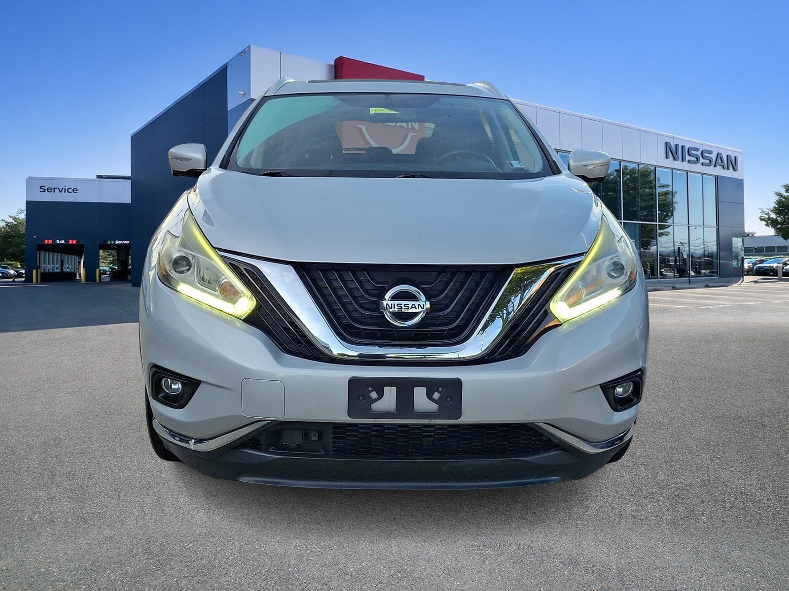 Used 2015 Nissan Murano Platinum w/ Platinum Technology Package AWD/4WD image 2