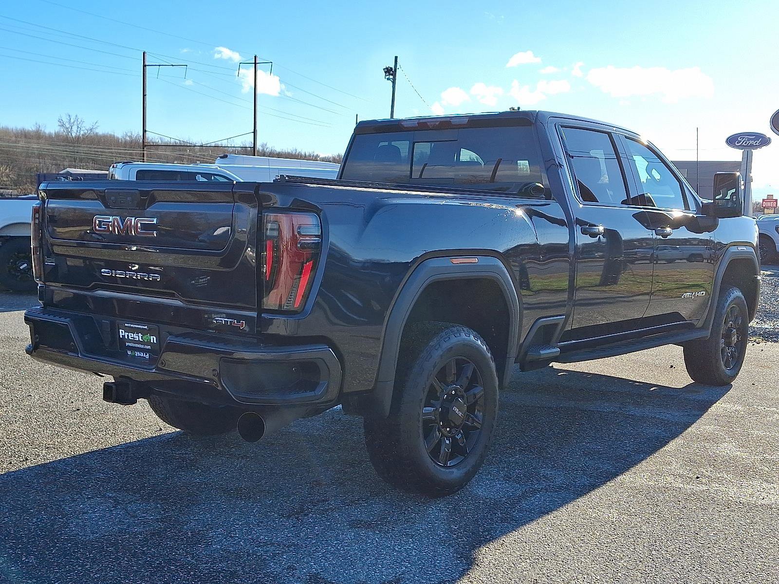 Used 2024 GMC Sierra 3500 AT4 w/ AT4 Premium Plus Package image 4