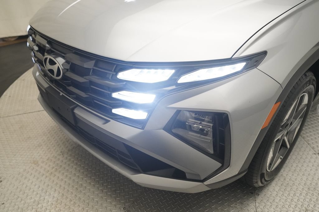 Used 2025 Hyundai Tucson SEL AWD/4WD image 23
