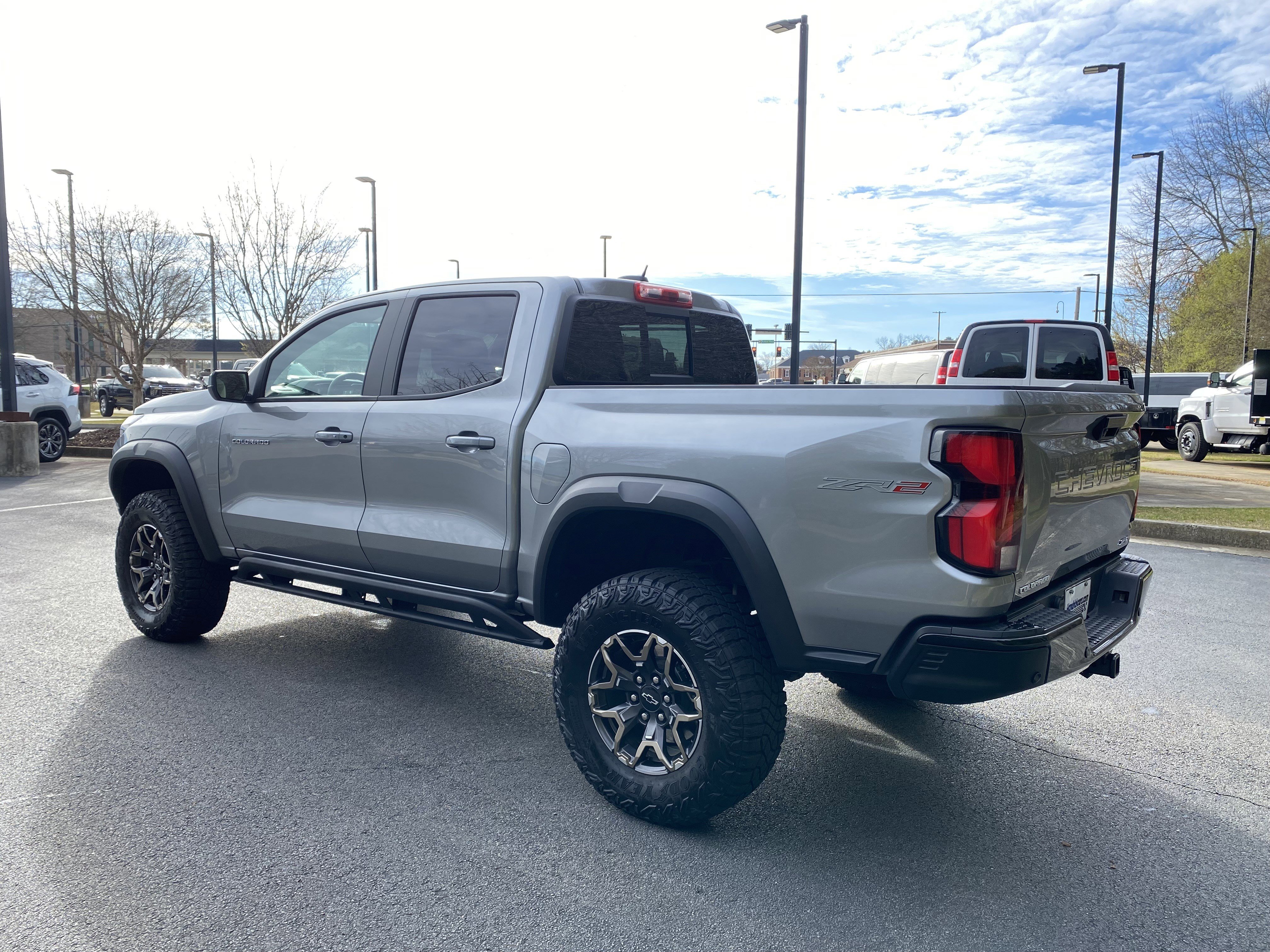 Used 2024 Chevrolet Colorado ZR2 w/ Safety Package image 7