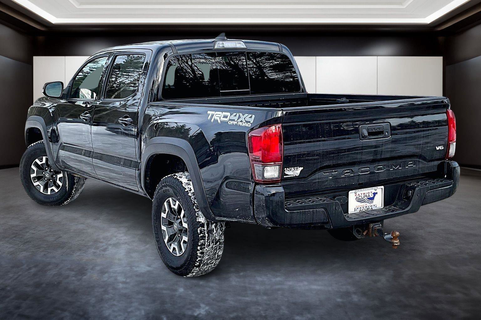 Used 2019 Toyota Tacoma TRD Off-Road image 12