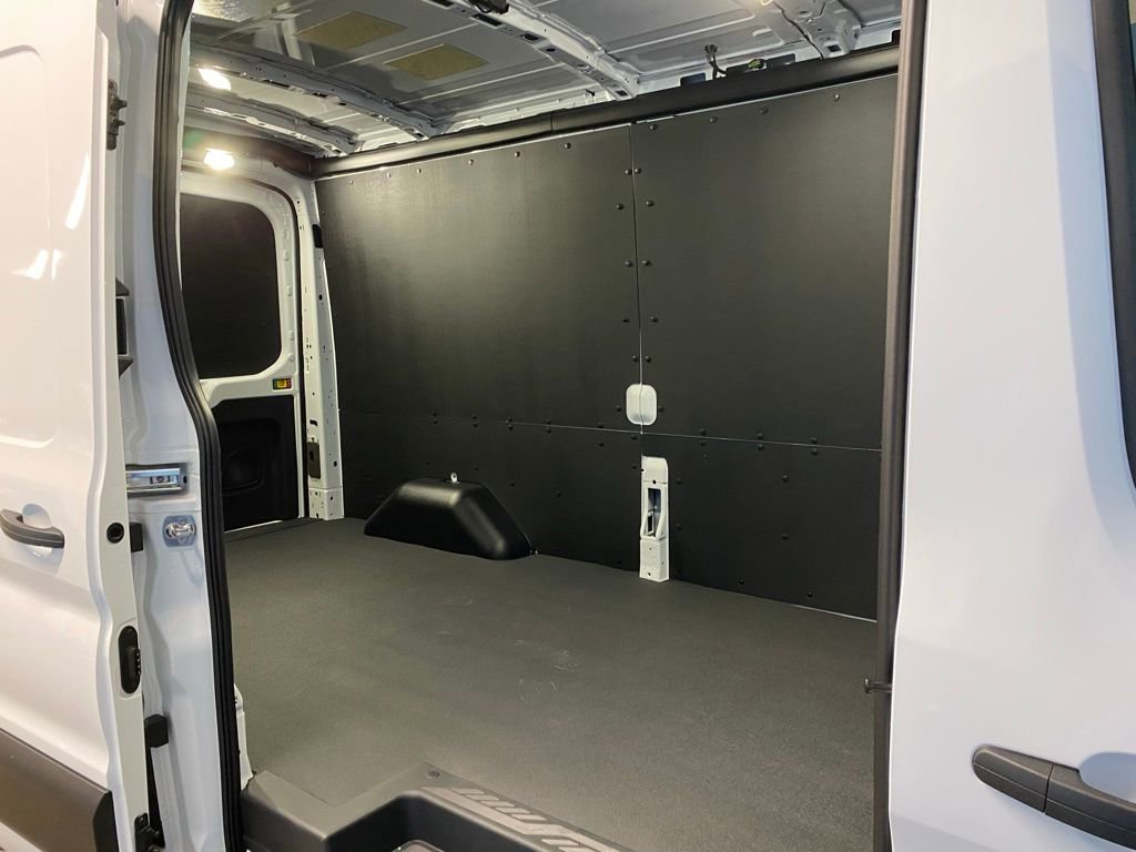 New 2026 Ford Transit 250 148 Medium Roof w/ Load Area Protection Package image 35