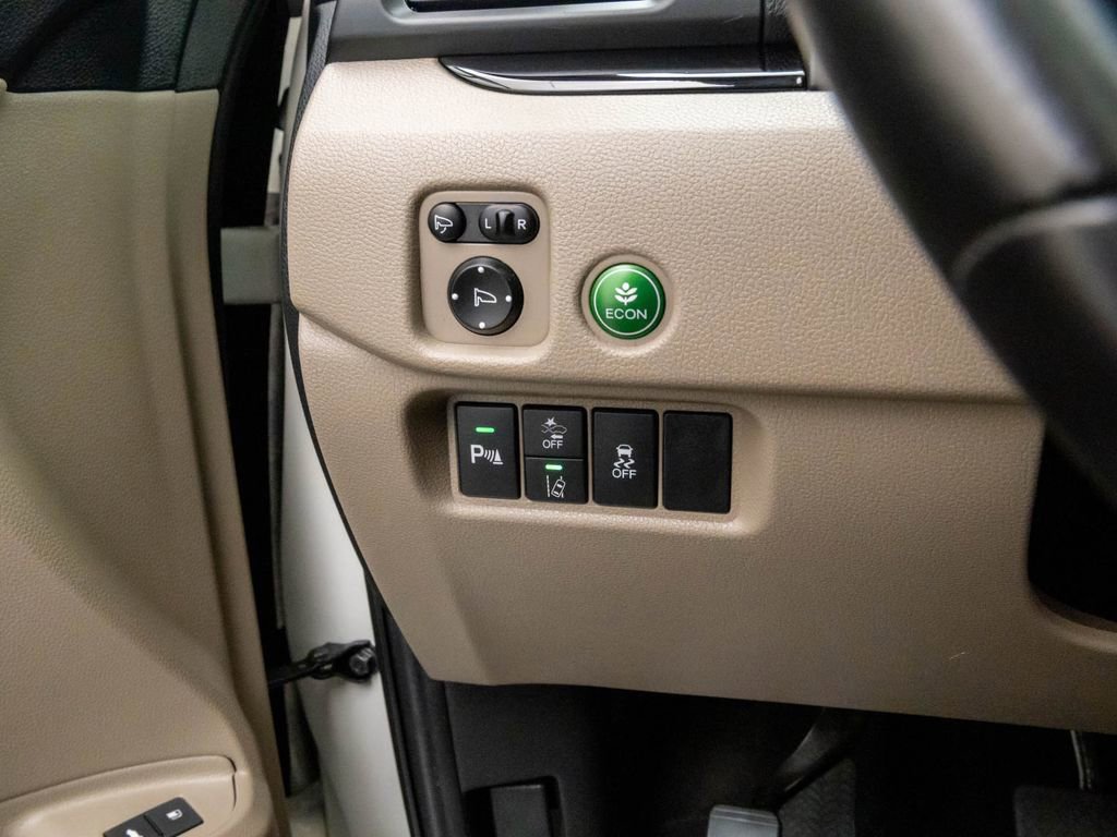 Certified 2019 Honda Pilot Elite image 23