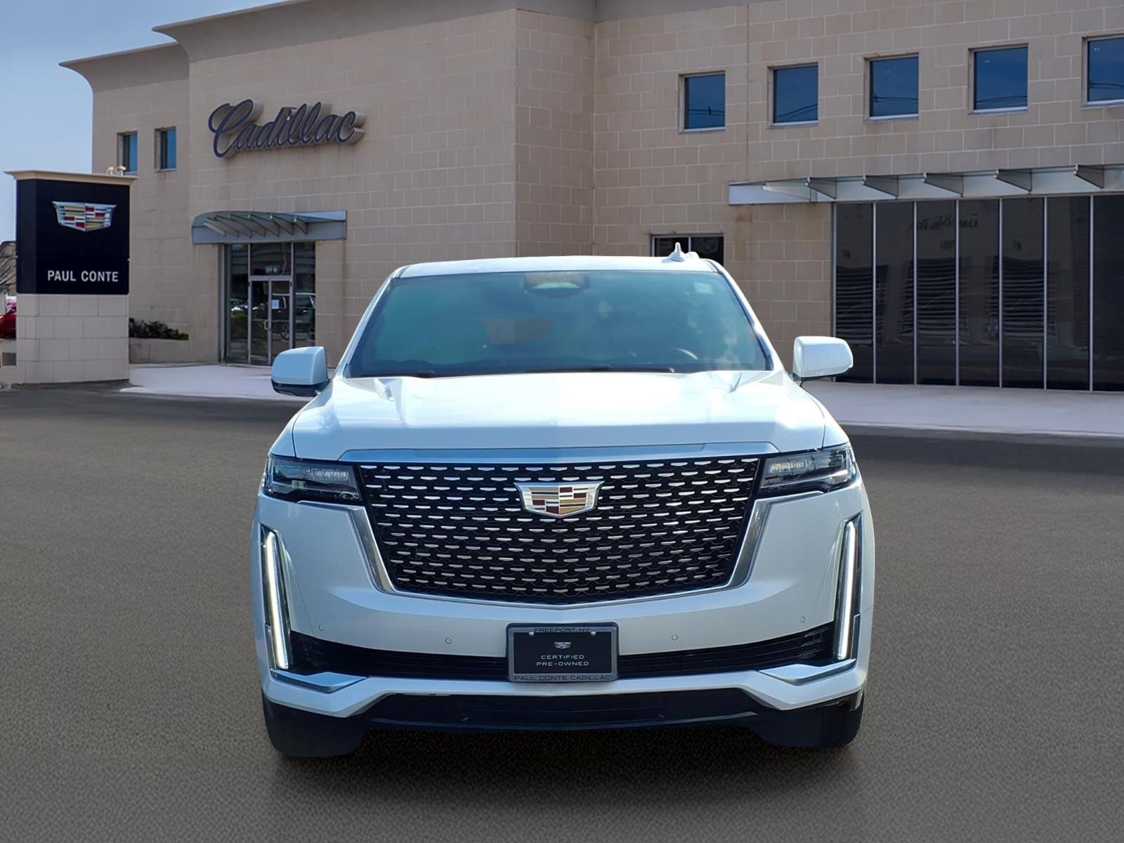 Certified 2024 Cadillac Escalade Premium Luxury w/ Performance Package AWD/4WD image 2