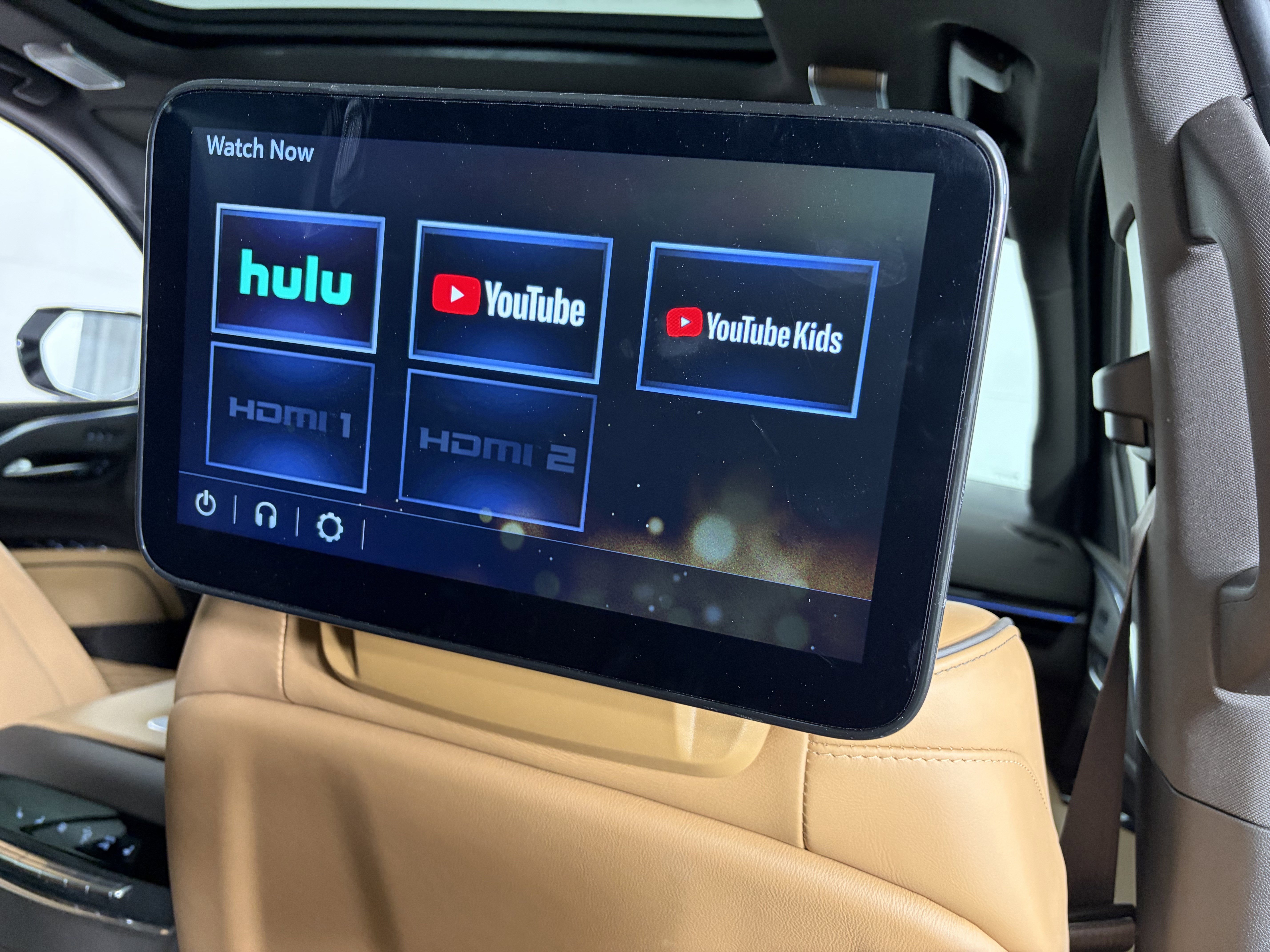 Used 2024 Cadillac Escalade ESV Premium Luxury w/ Performance Package image 45