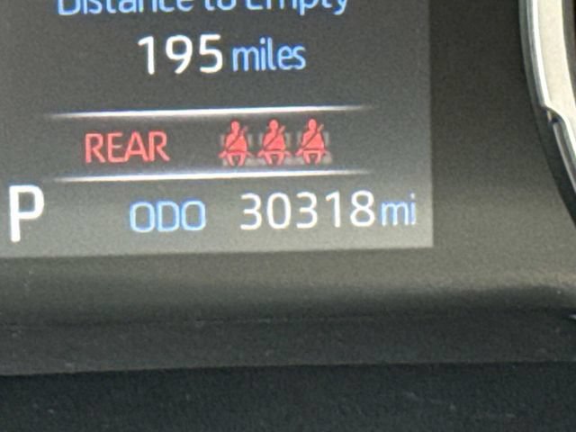 Used 2022 Toyota RAV4 LE FWD image 28