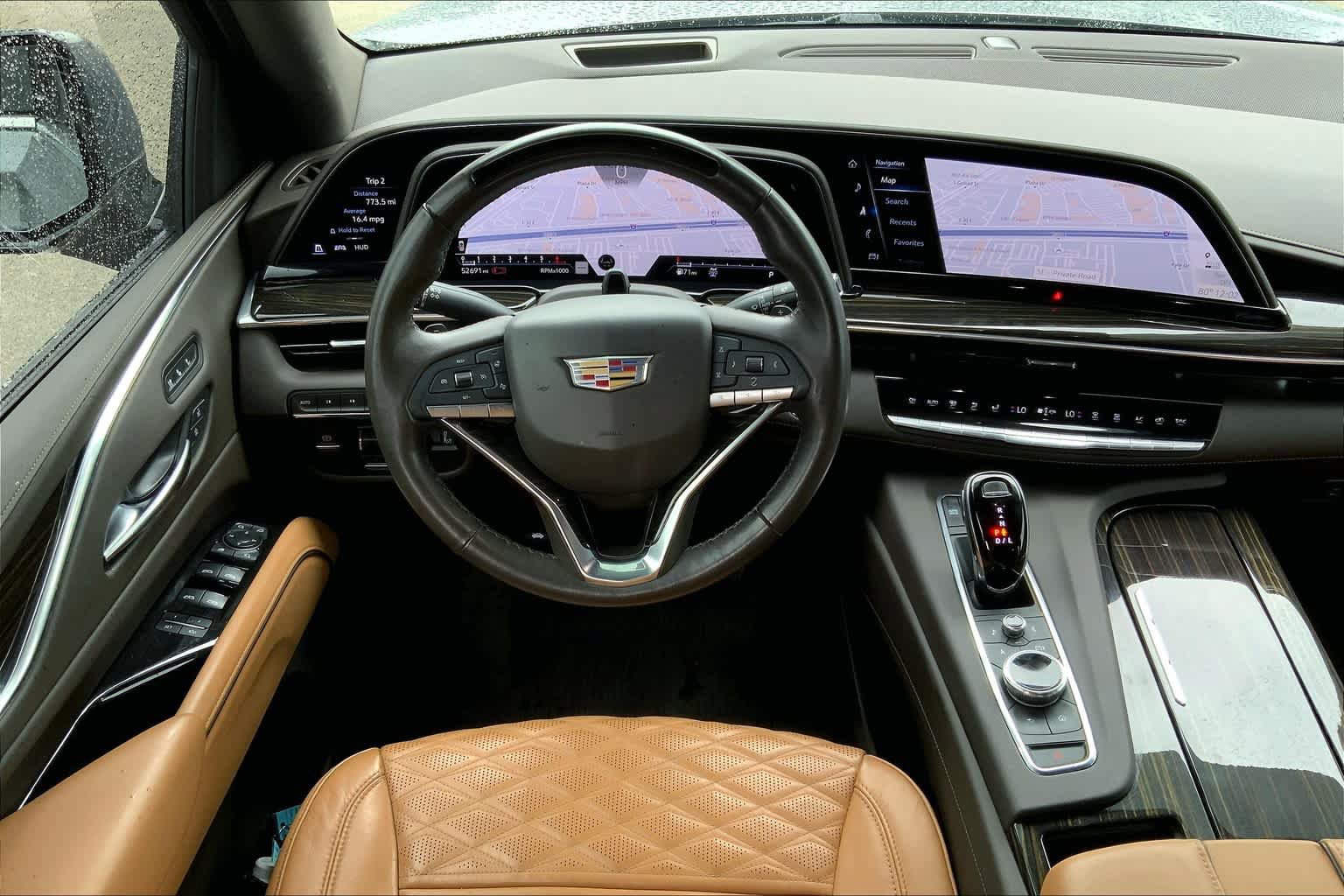 Used 2021 Cadillac Escalade Premium Luxury w/ Driver Assist Tech Package AWD/4WD image 6
