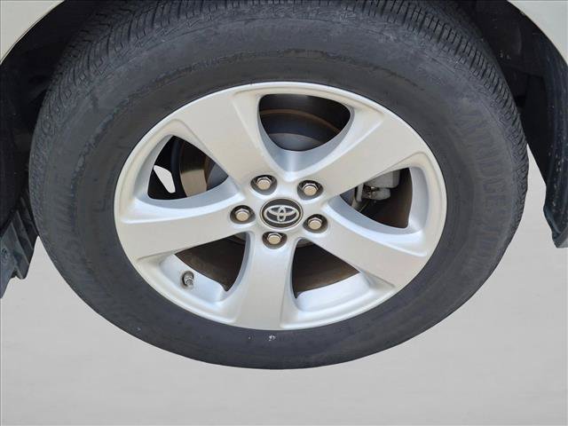 Used 2018 Toyota Sienna LE w/ Carpet Mat Package FWD image 14
