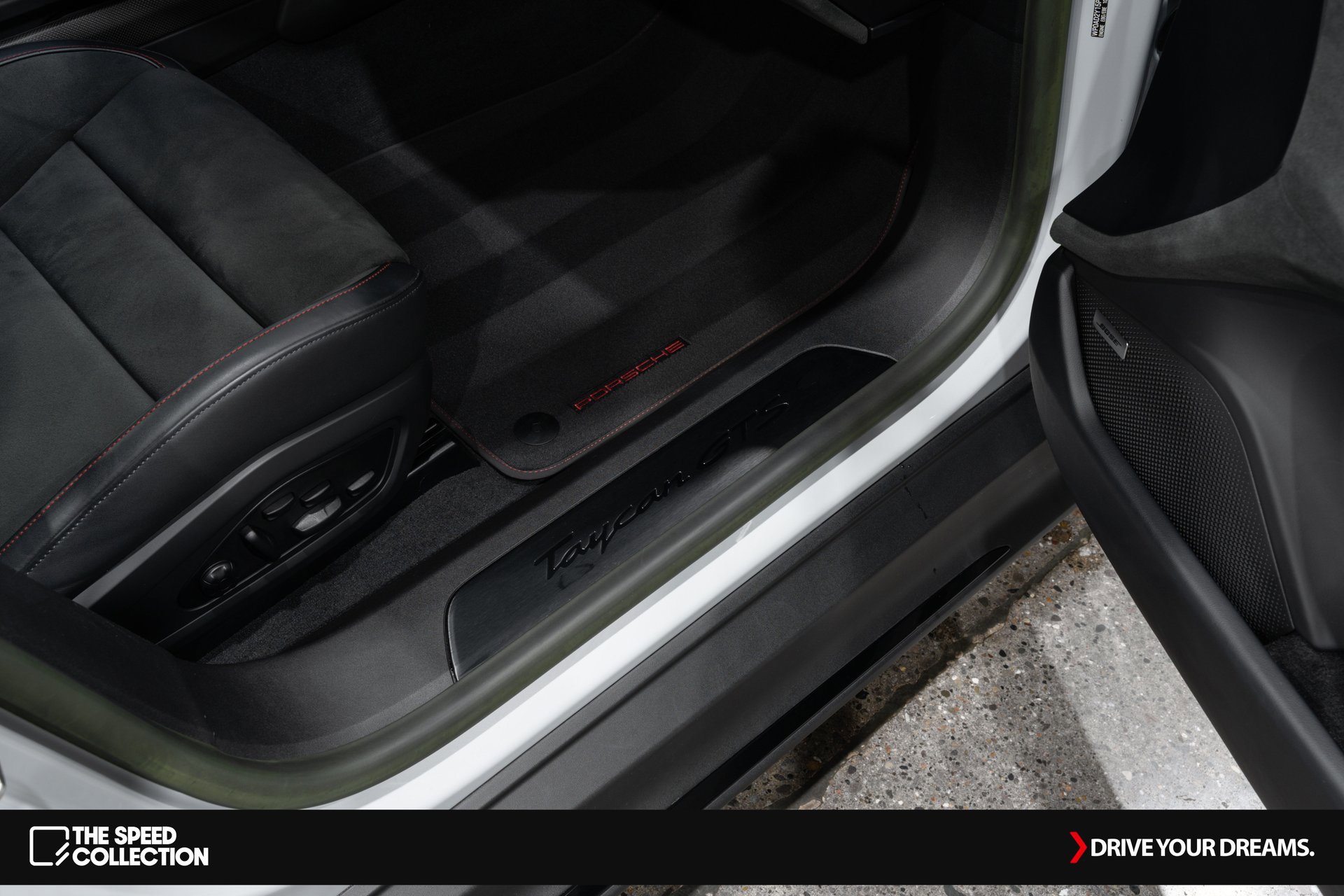 Used 2023 Porsche Taycan GTS image 26