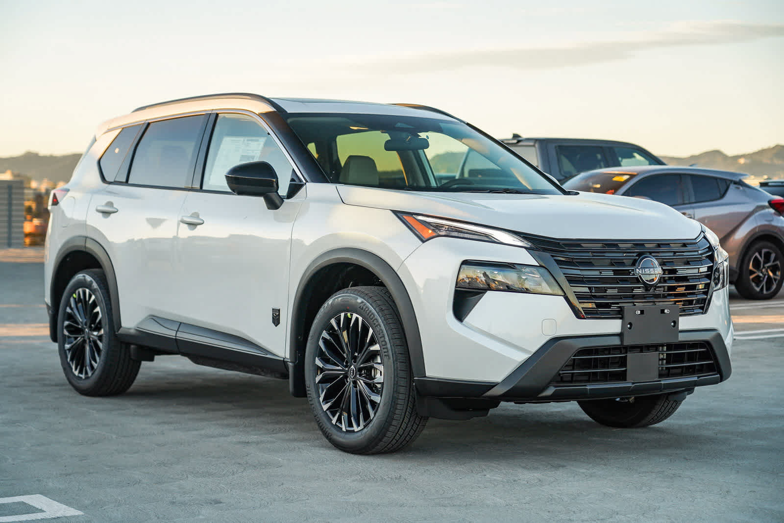 New 2026 Nissan Rogue Dark Armor FWD image 5