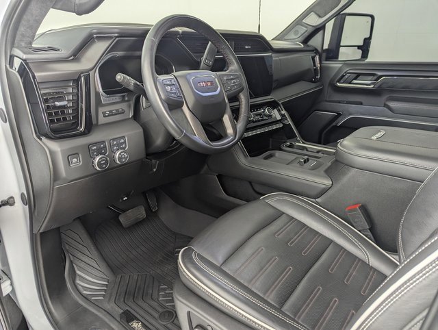 Used 2025 GMC Sierra 2500 AT4X w/ AT4X AEV Edition image 16