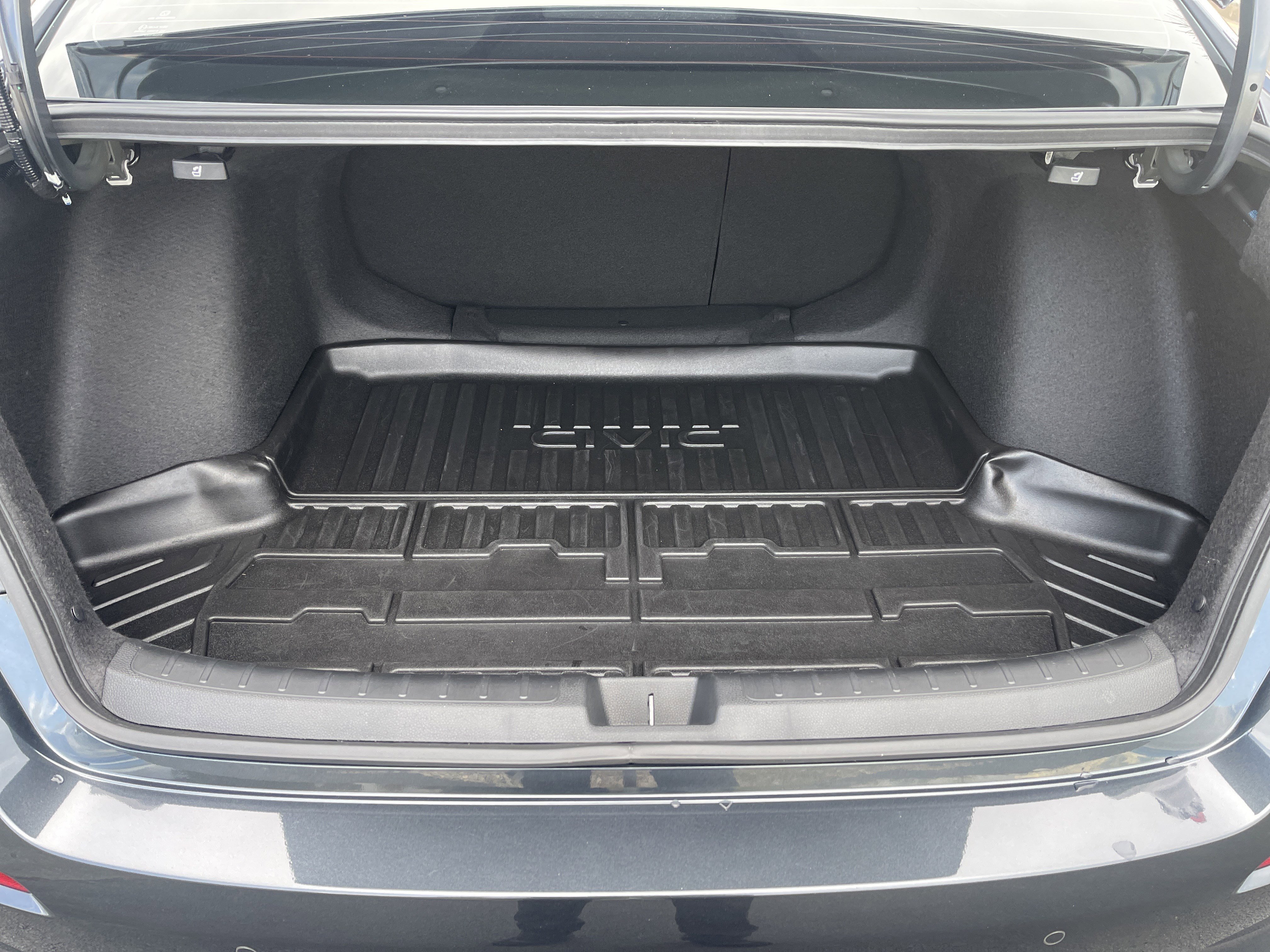 Certified 2025 Honda Civic Sport Touring image 30