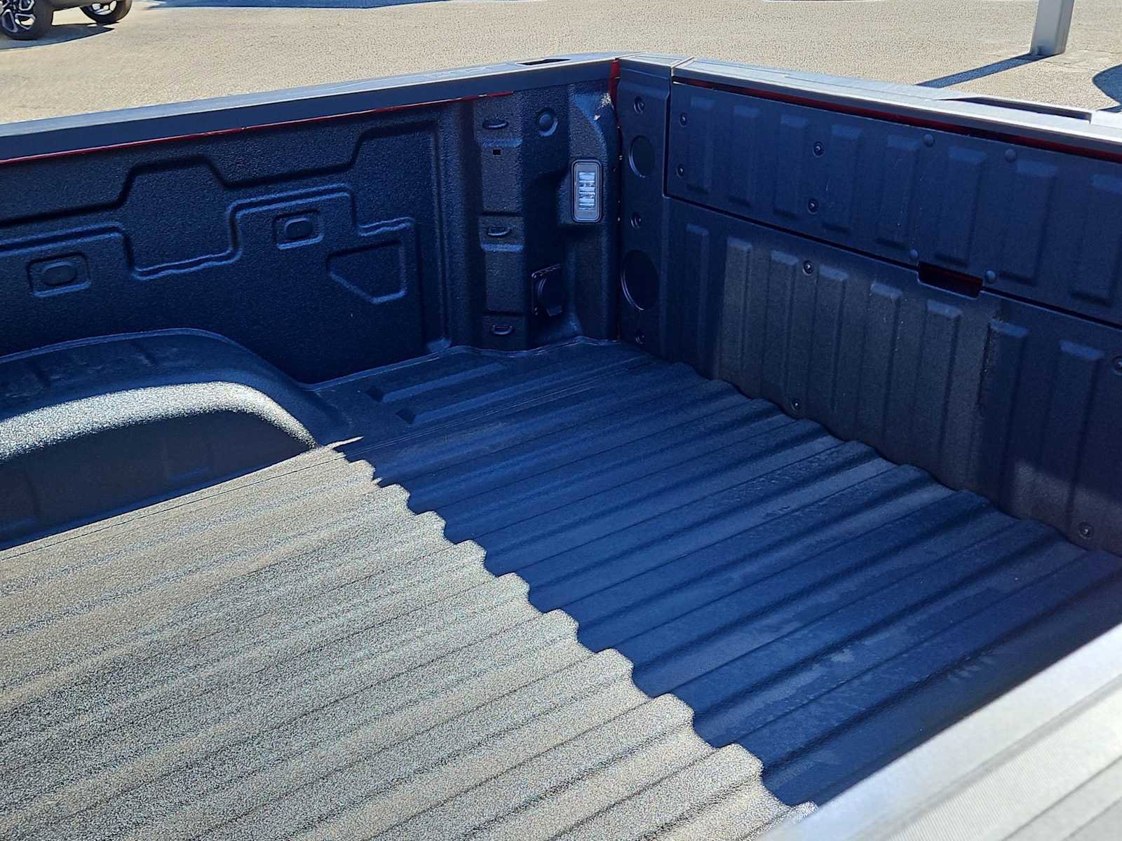 New 2026 Chevrolet Silverado 2500 LTZ w/ LTZ Convenience Package AWD/4WD image 11