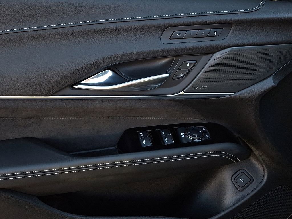 Used 2025 Cadillac CT4 V Blackwing w/ Technology Package image 10