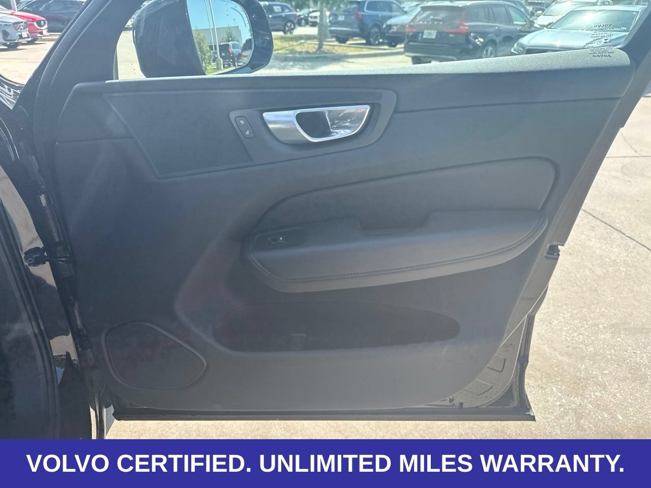 Certified 2024 Volvo XC60 B5 Plus w/ Protection Package Premier AWD/4WD image 10