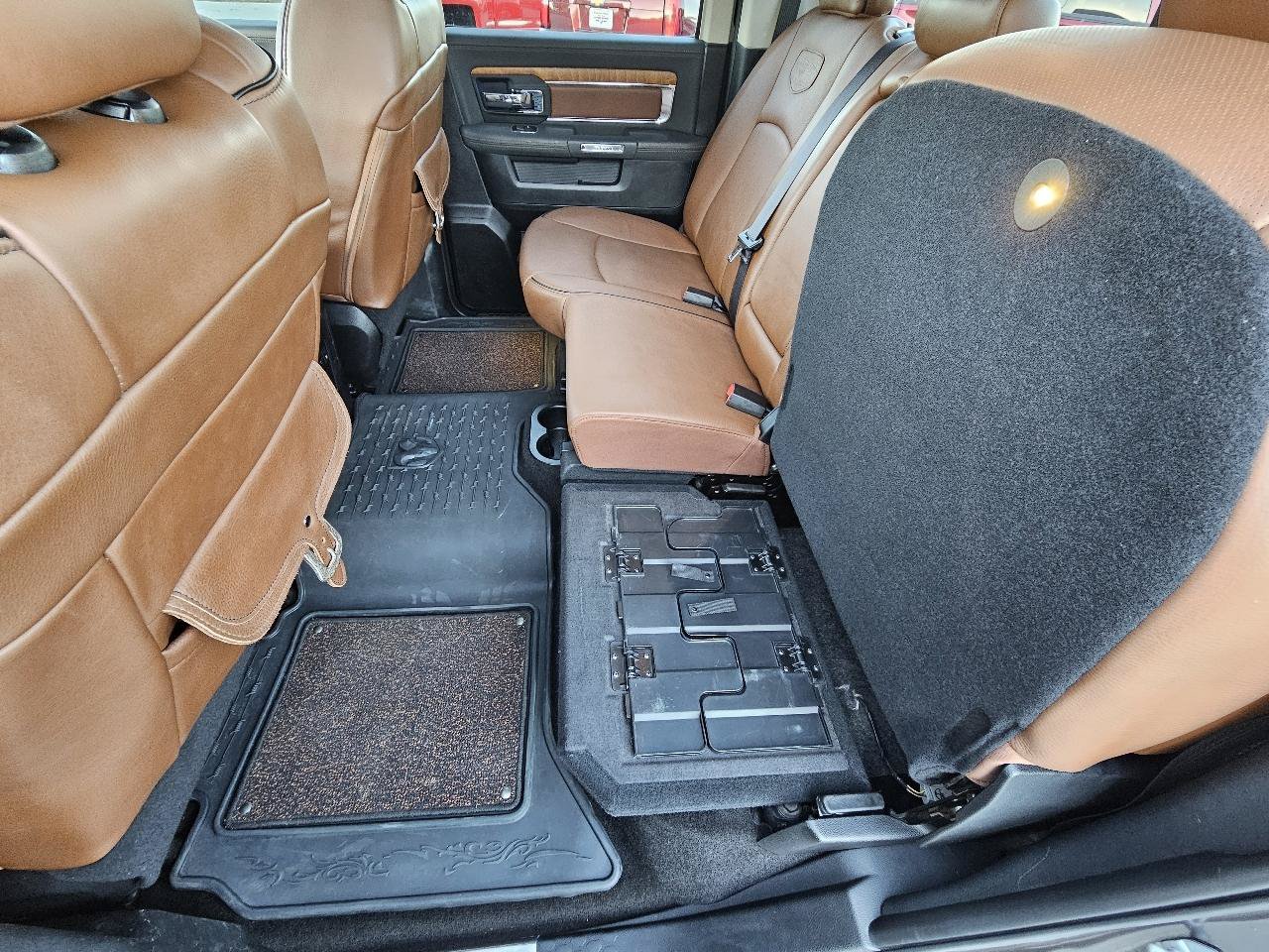 Used 2015 RAM 1500 Laramie Longhorn w/ Convenience Group AWD/4WD image 43