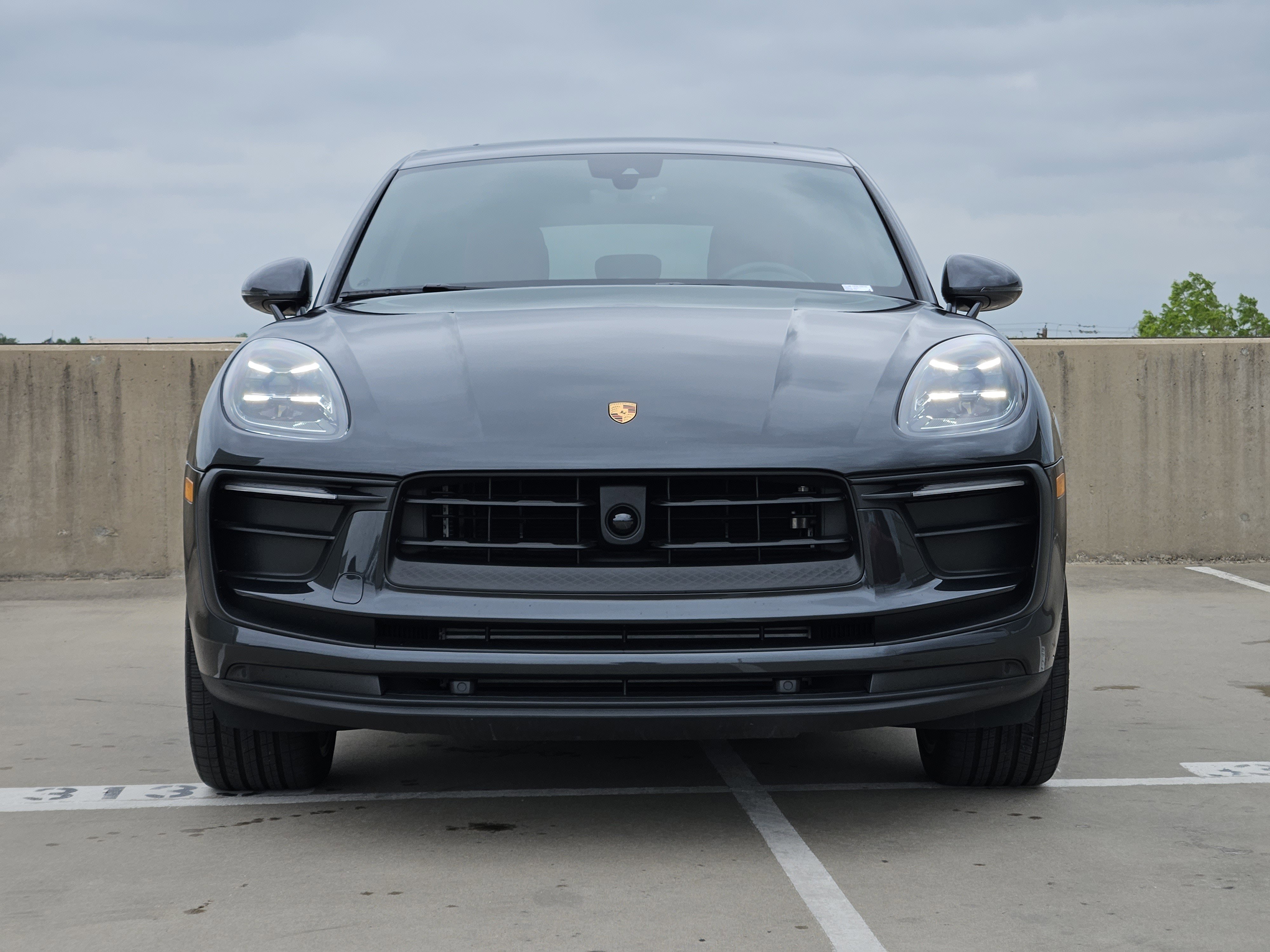 Certified 2026 Porsche Macan image 11