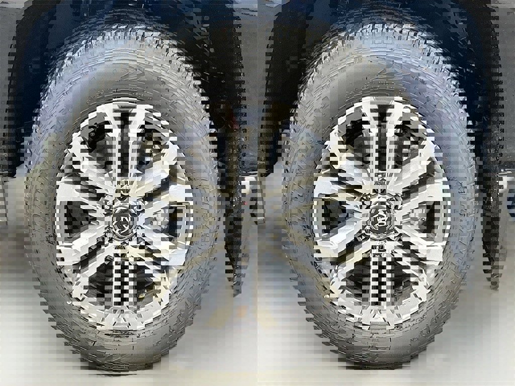 New 2025 Toyota 4Runner Limited image 8