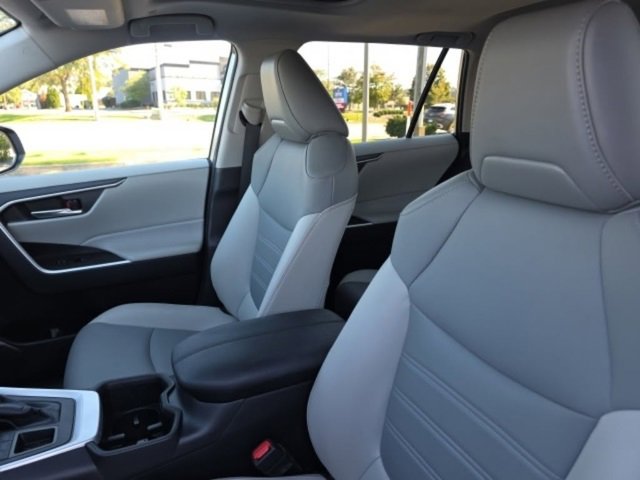 Certified 2023 Toyota RAV4 XLE Premium image 9