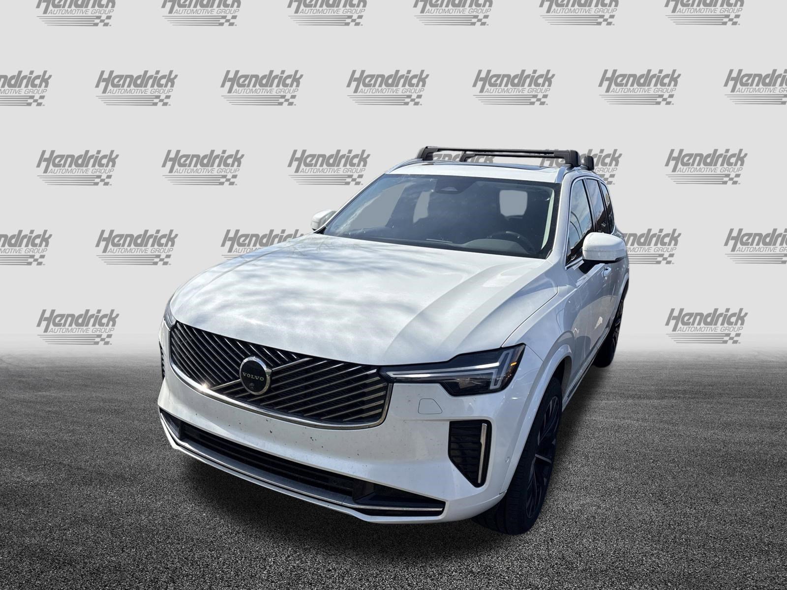 Used 2025 Volvo XC90 B6 Plus w/ Protection Package Premier image 7