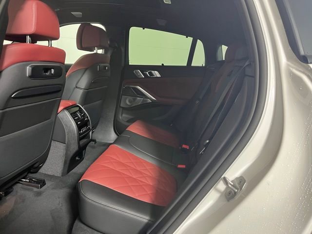New 2026 BMW X6 M60i w/ Executive Package image 19
