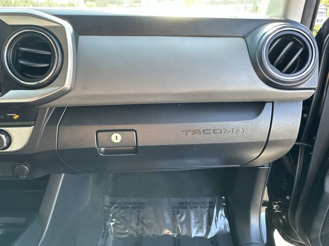 Used 2022 Toyota Tacoma SR5 image 25