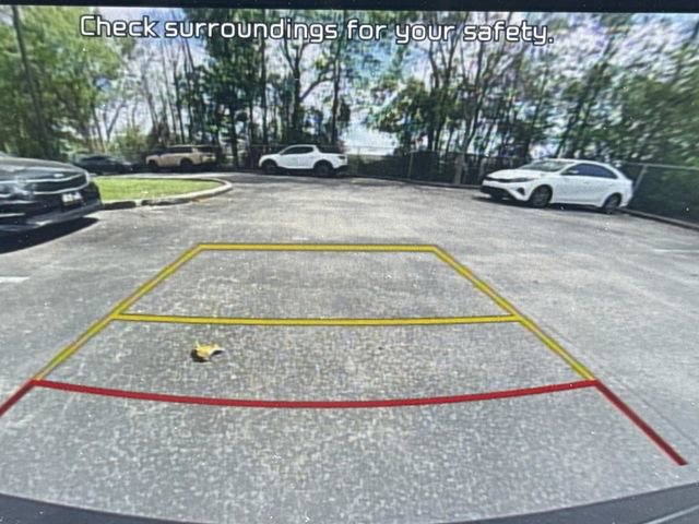 Used 2023 Kia Sportage EX image 32