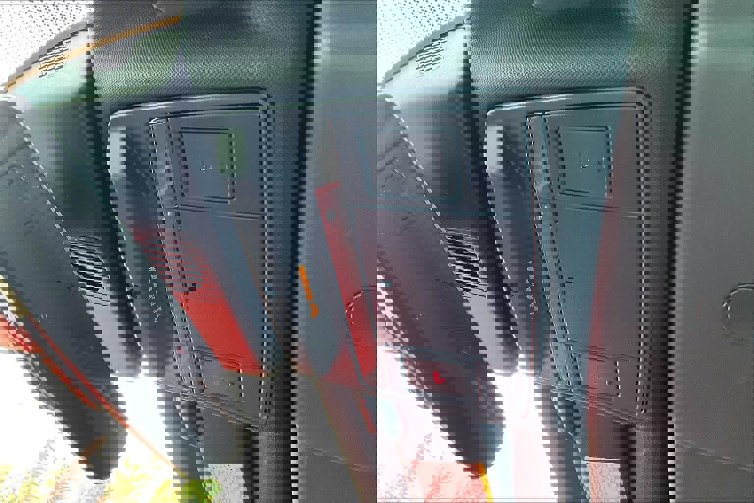 Used 2022 Jaguar F-TYPE Convertible image 30