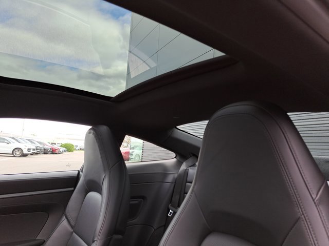 Used 2023 Porsche 911 Carrera S image 32