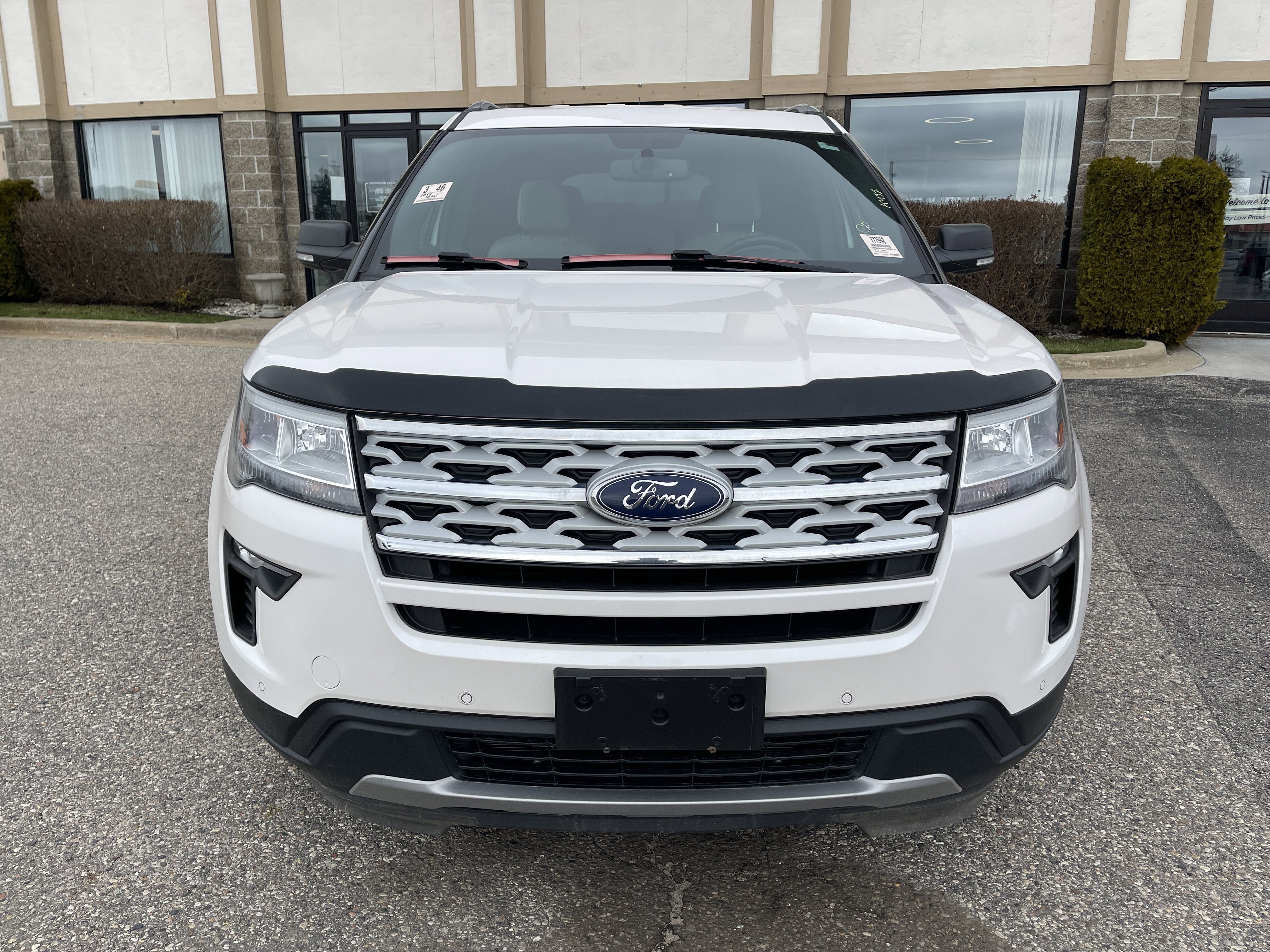 Used 2019 Ford Explorer XLT image 9