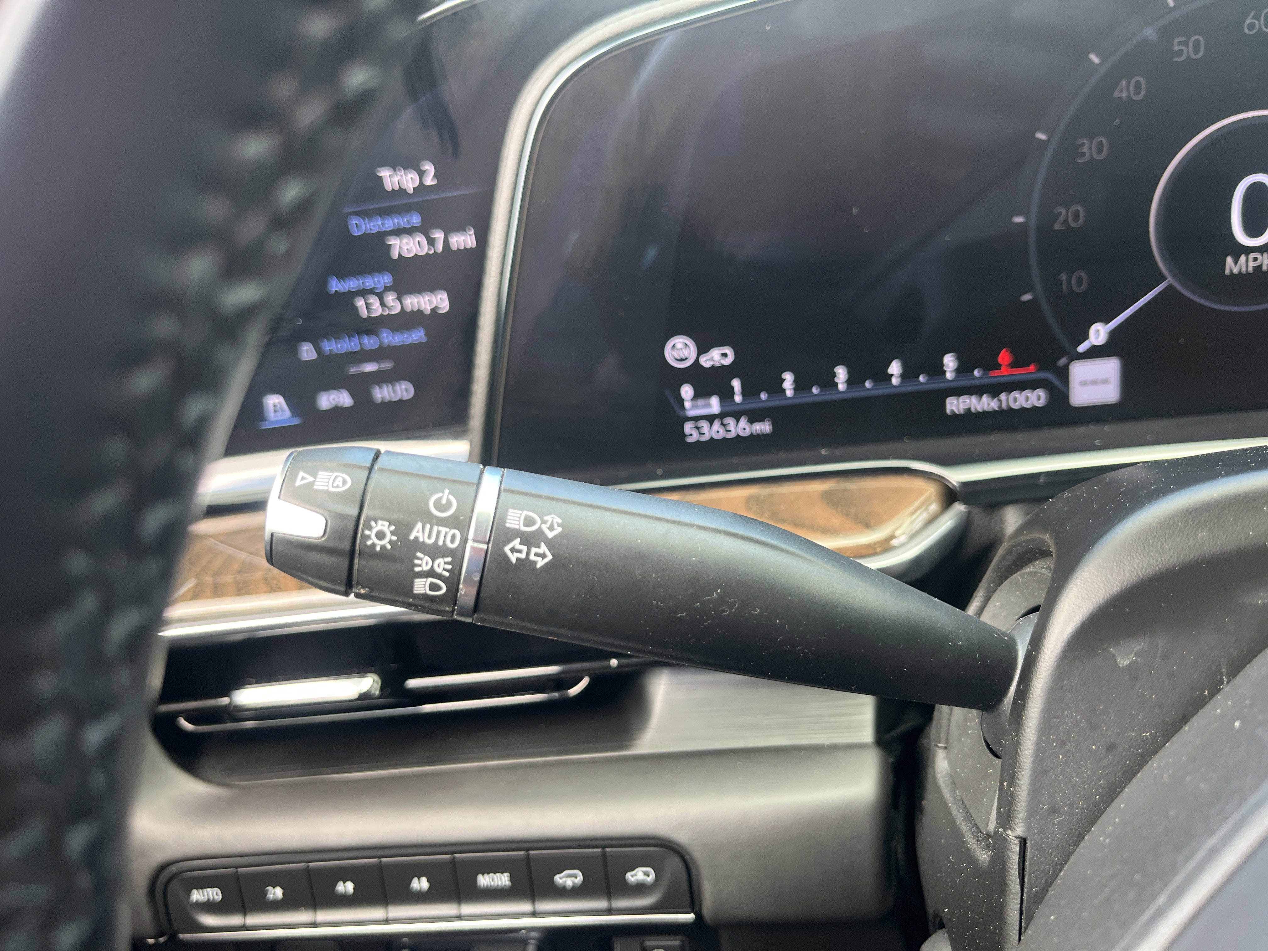 Used 2023 Cadillac Escalade Sport Platinum w/ LPO, ONYX Package image 22