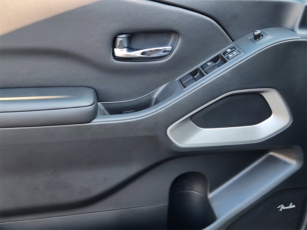 New 2025 Nissan Frontier SV w/ SV Convenience Package image 16
