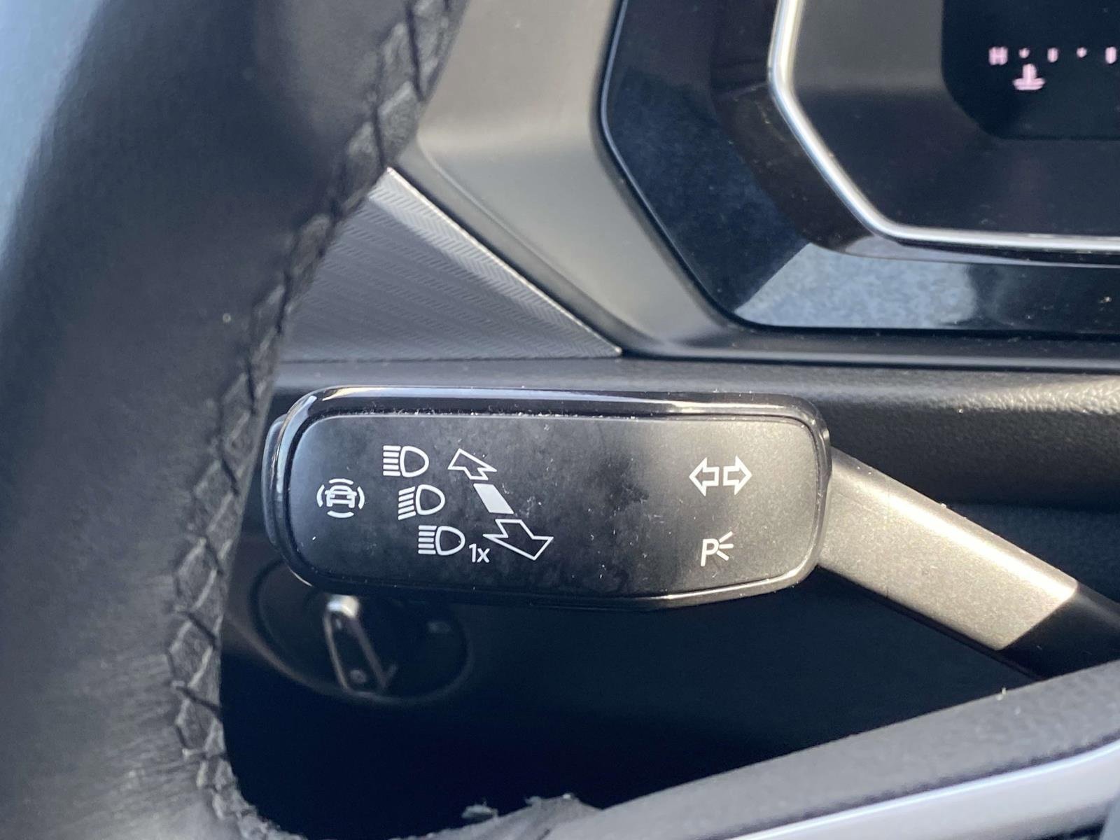 Used 2024 Volkswagen Jetta S image 25