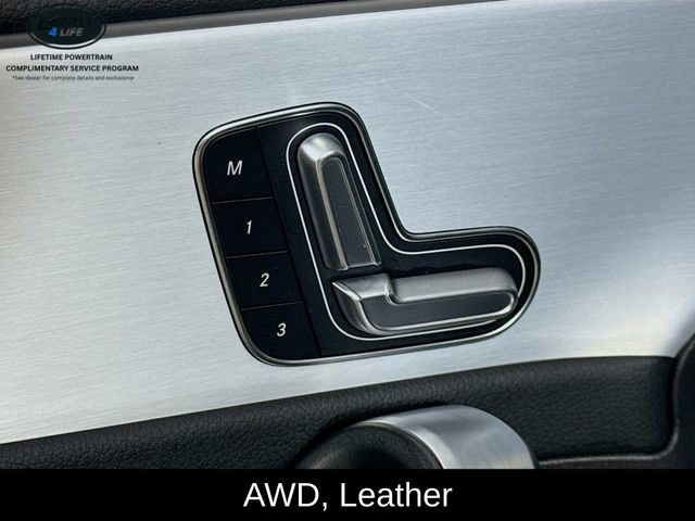 Used 2025 Mercedes-Benz CLA 250 4MATIC image 31