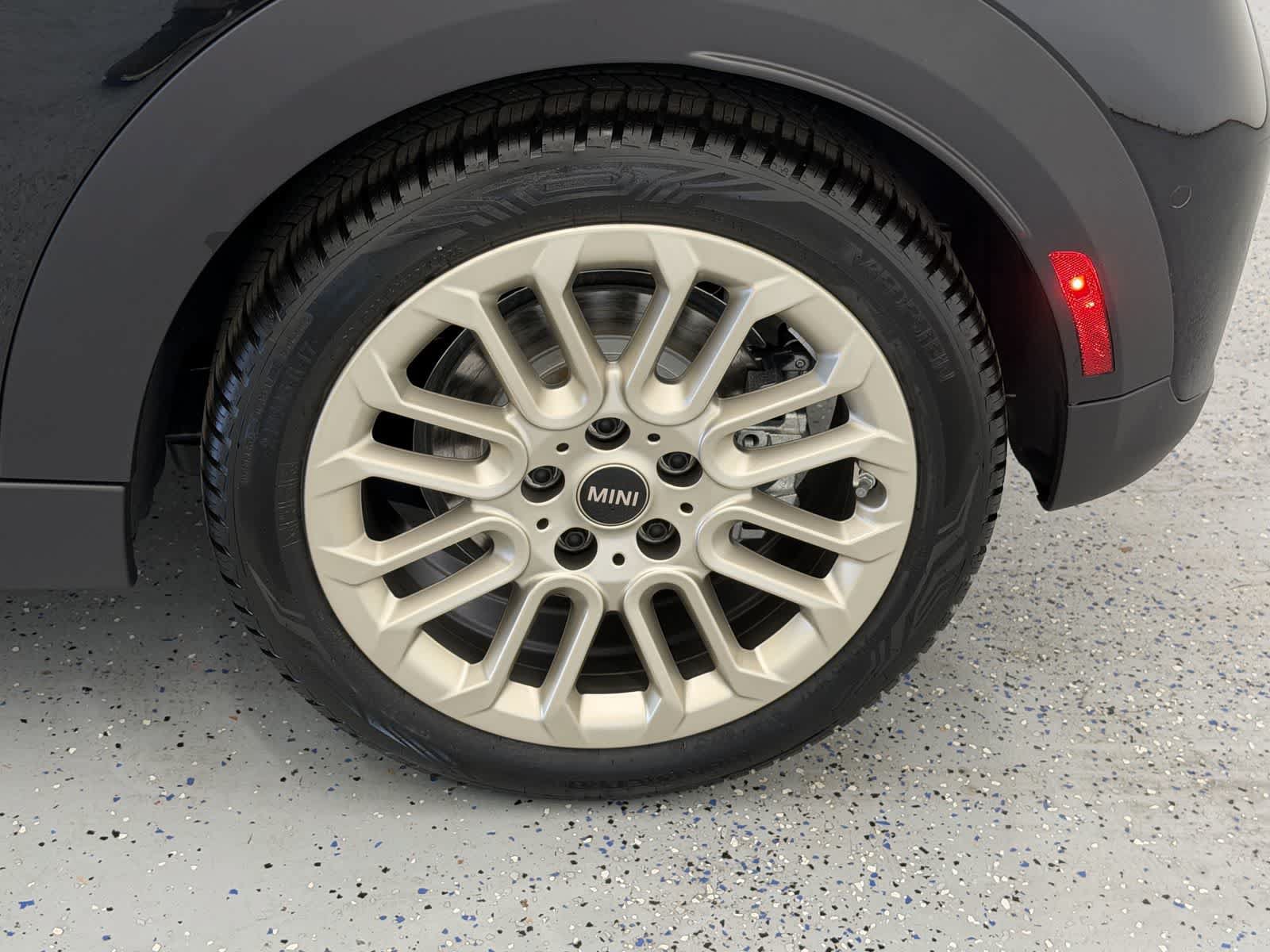 New 2027 MINI Cooper 2-Door Hardtop FWD image 23