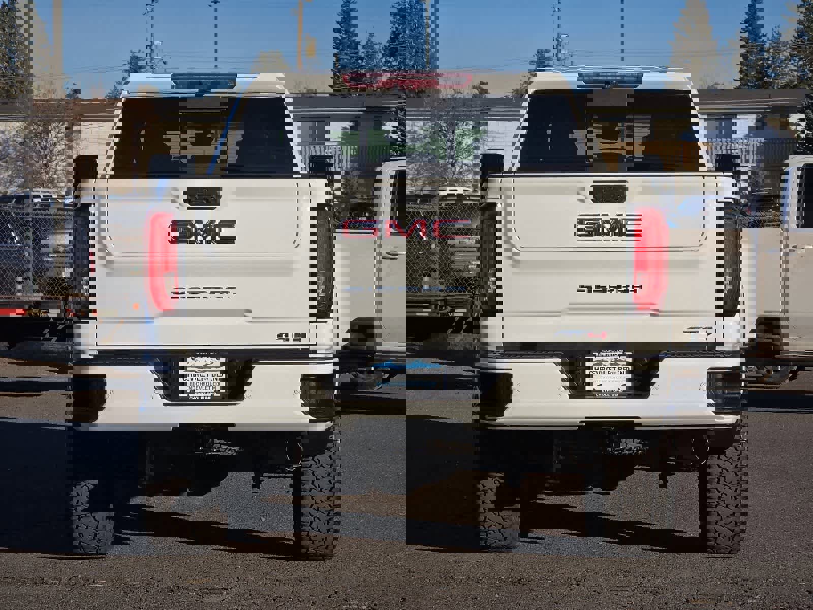 Used 2021 GMC Sierra 3500 AT4 w/ AT4 Preferred Package image 7