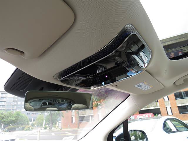 Certified 2023 Mercedes-Benz EQS 580 4MATIC SUV w/ Exclusive Trim Package image 19