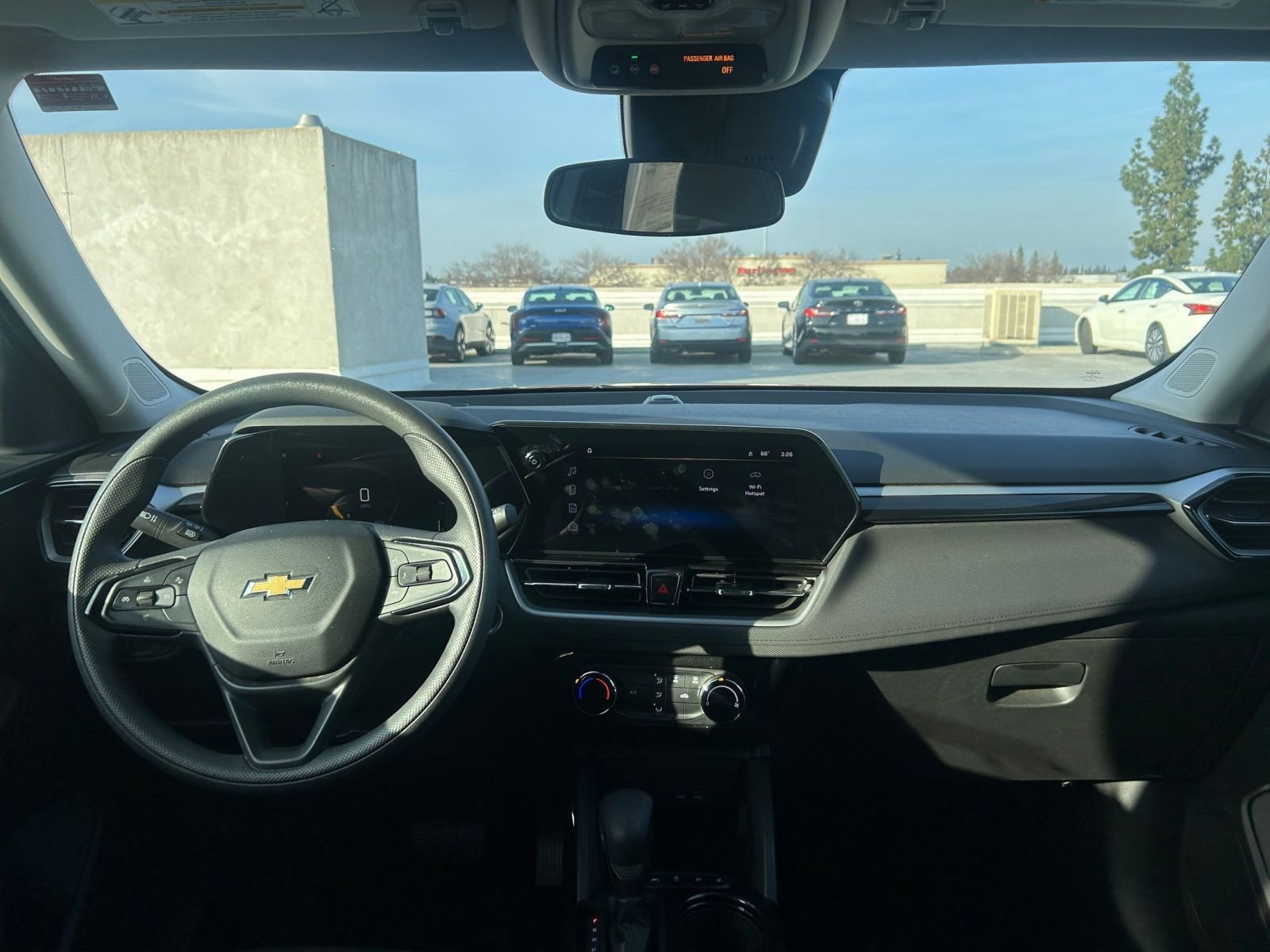 Used 2025 Chevrolet TrailBlazer LT image 31