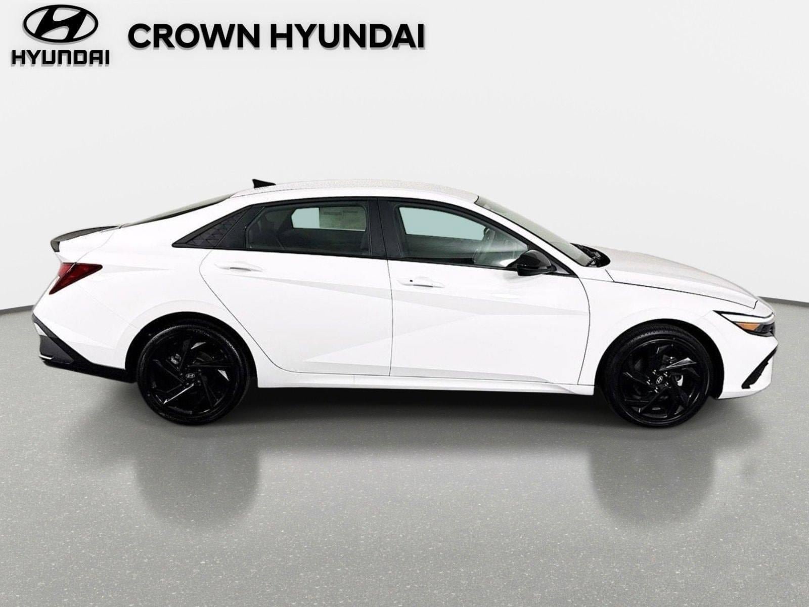 New 2026 Hyundai Elantra Sport FWD image 4