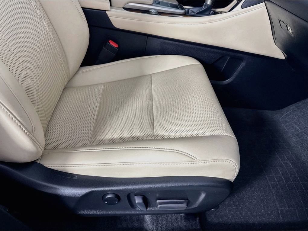 Used 2022 Lexus RX 350 FWD w/ Premium Package image 36