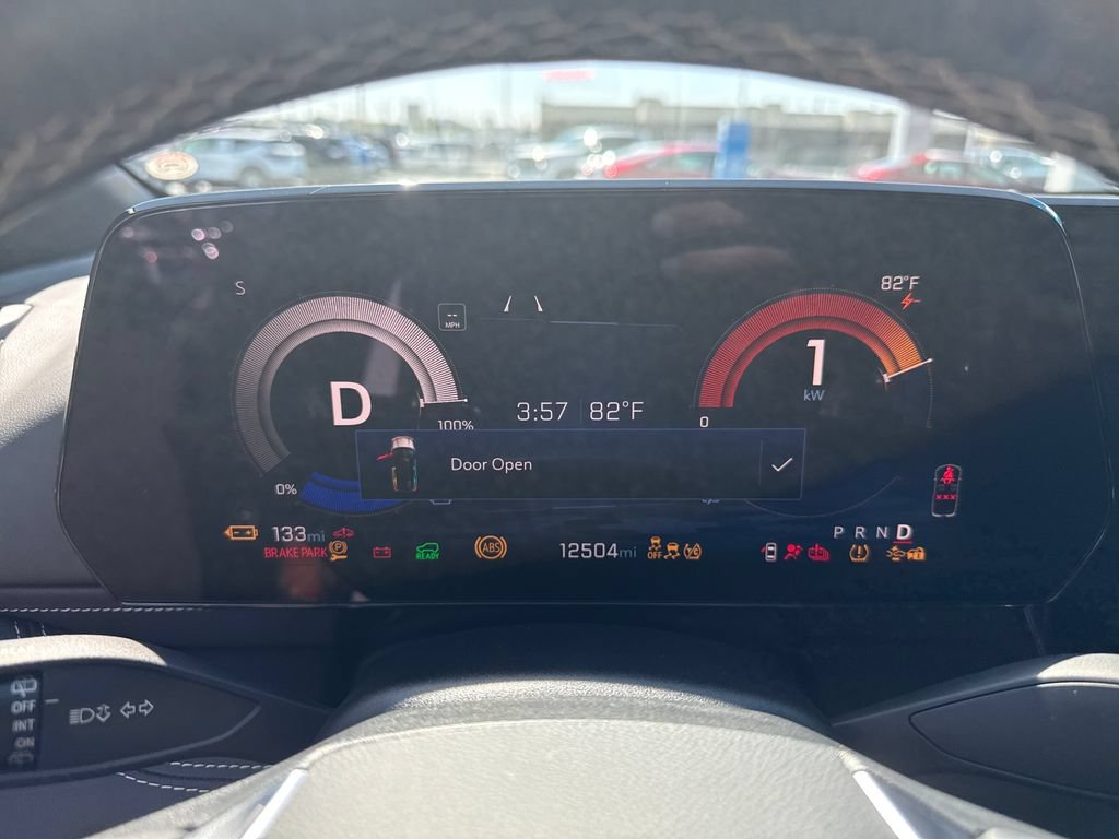 Used 2024 Chevrolet Blazer EV LT AWD/4WD image 29