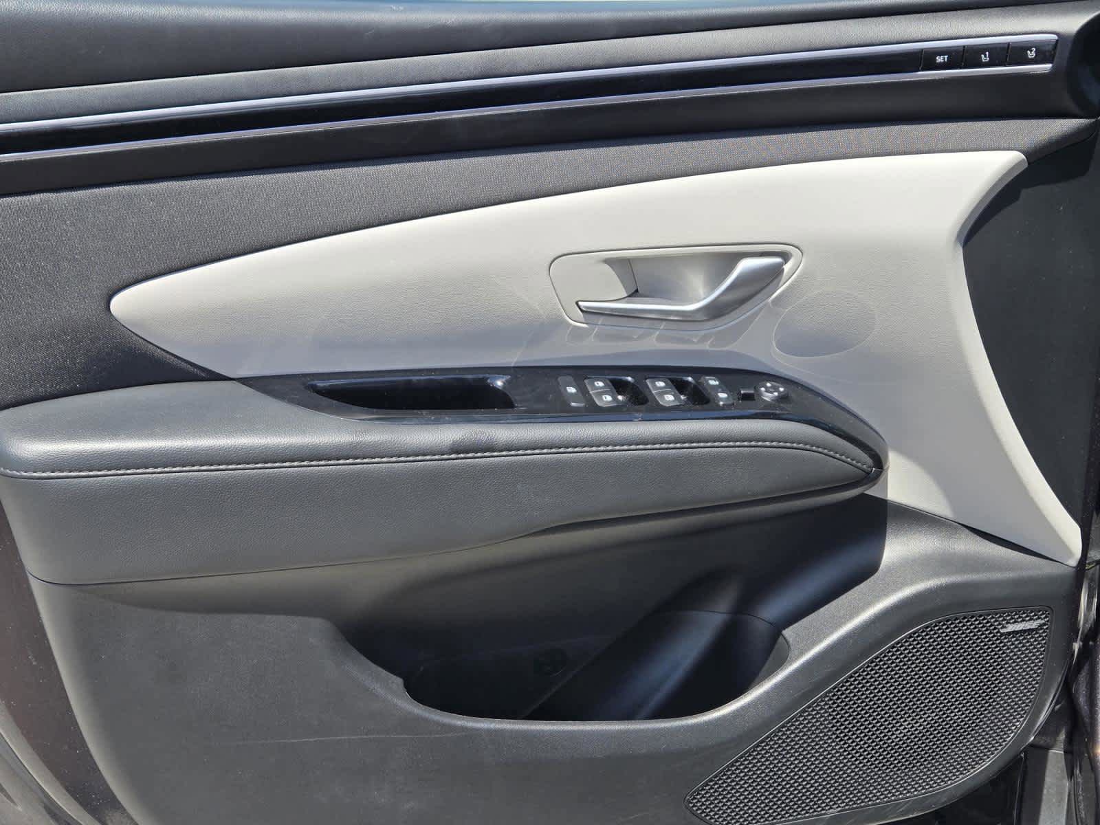 Certified 2023 Hyundai Tucson Limited FWD image 12